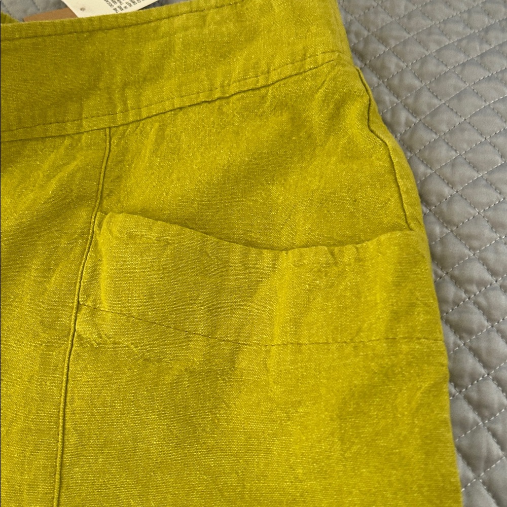 Chartreuse Wide-Leg cropped Pants - Picture 3 of 4